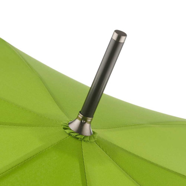 FARE ÖkoBrella automaatne vihmavari taaskasutatud PET-kattega ja puidust käepidemega logoga, laimiroheline (waterSAVE®) – detailvaade 5