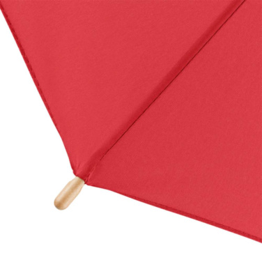 FARE ÖkoBrella automaatne vihmavari taaskasutatud PET-kattega ja puidust käepidemega logoga, punane (waterSAVE®) – detailvaade 4