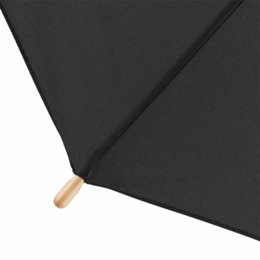 FARE ÖkoBrella automaatne vihmavari taaskasutatud PET-kattega ja puidust käepidemega logoga, must (waterSAVE®) – detailvaade 4